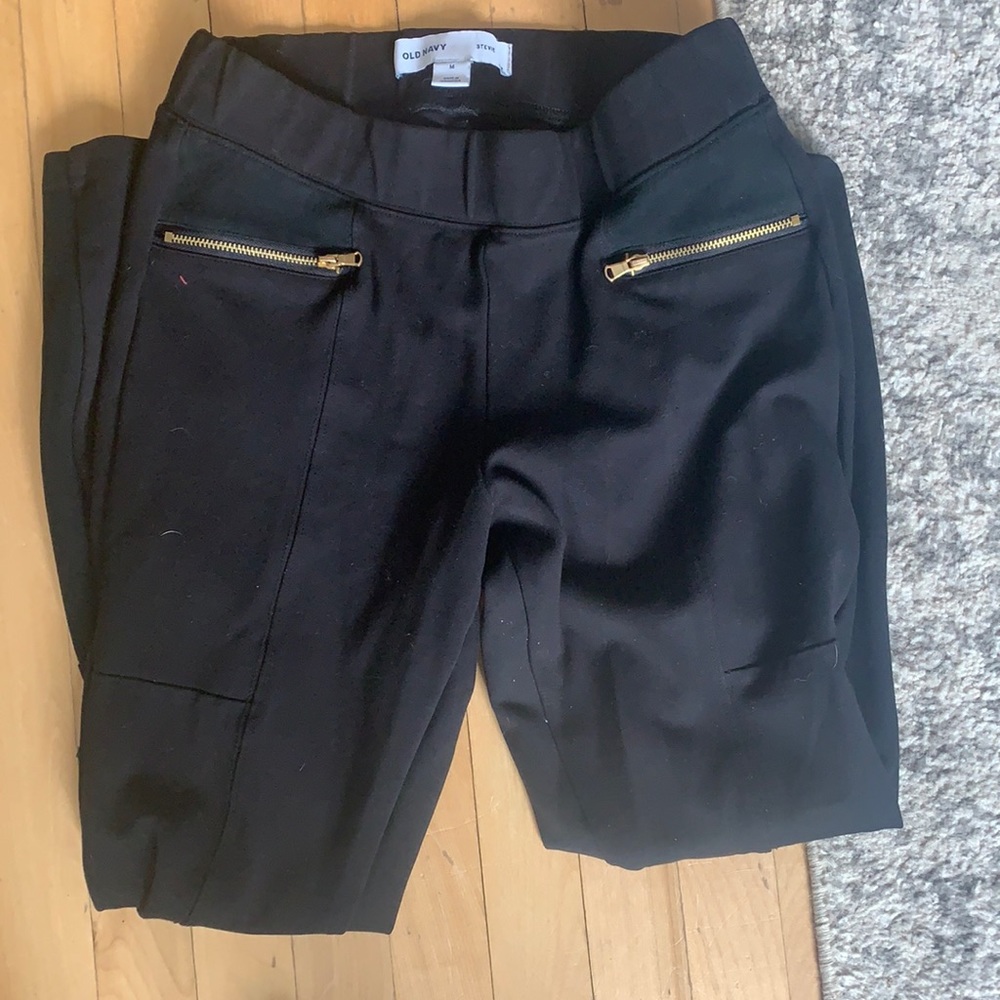 OLD NAVY- leggings